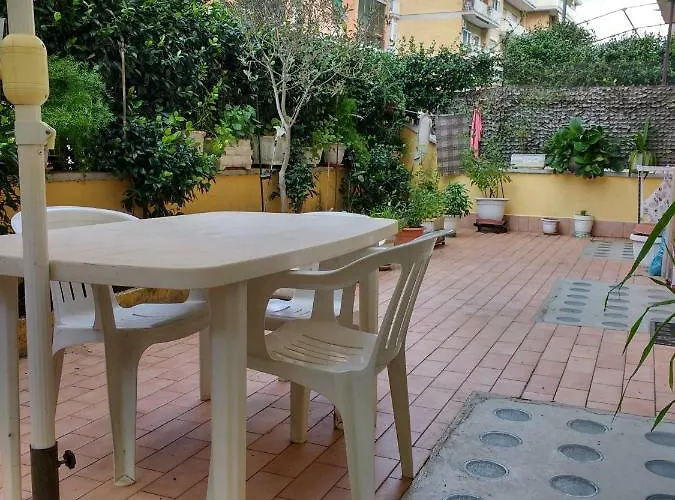 Adrian House Roma
